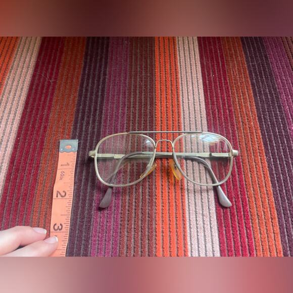 Vintage Oversized Metal Framed Glasses - FRAMES ONLY - RX Needs to be replaced - Picture 6 of 7
